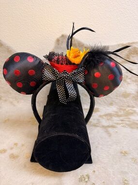 Disney Minnie Mouse Ears Headband Black Red Polka Dot Feather Hat Excellent Cond